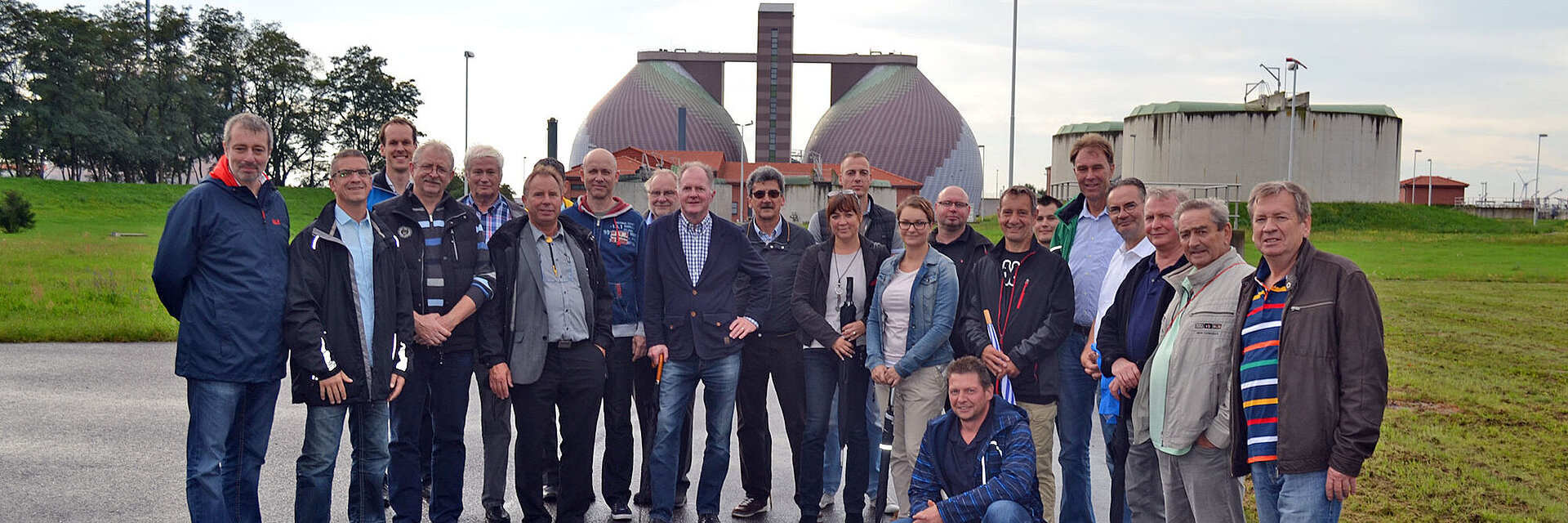Gruppenbild der Energiegemeinschaft Mega